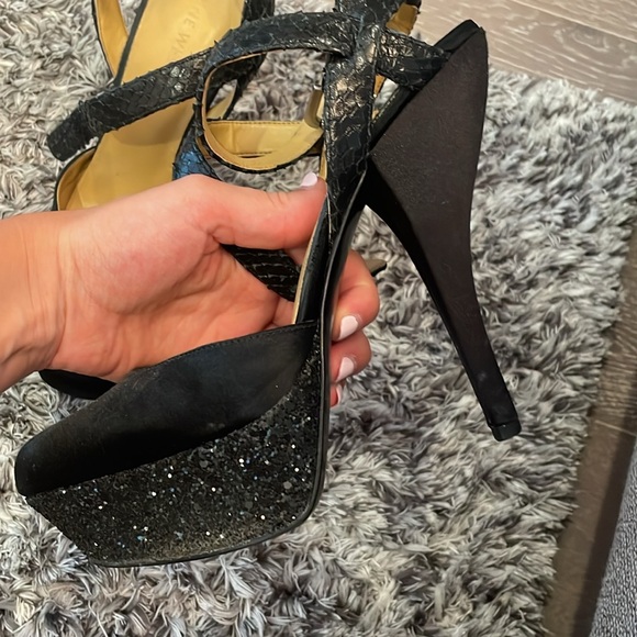 Nine Wear Black Heels - Picture 4 of 5